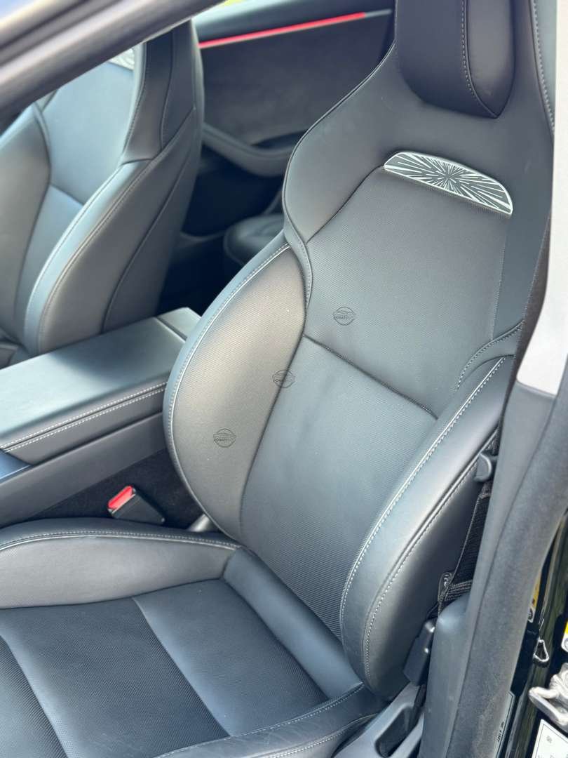 Tesla Model 3 - Immagine 3
