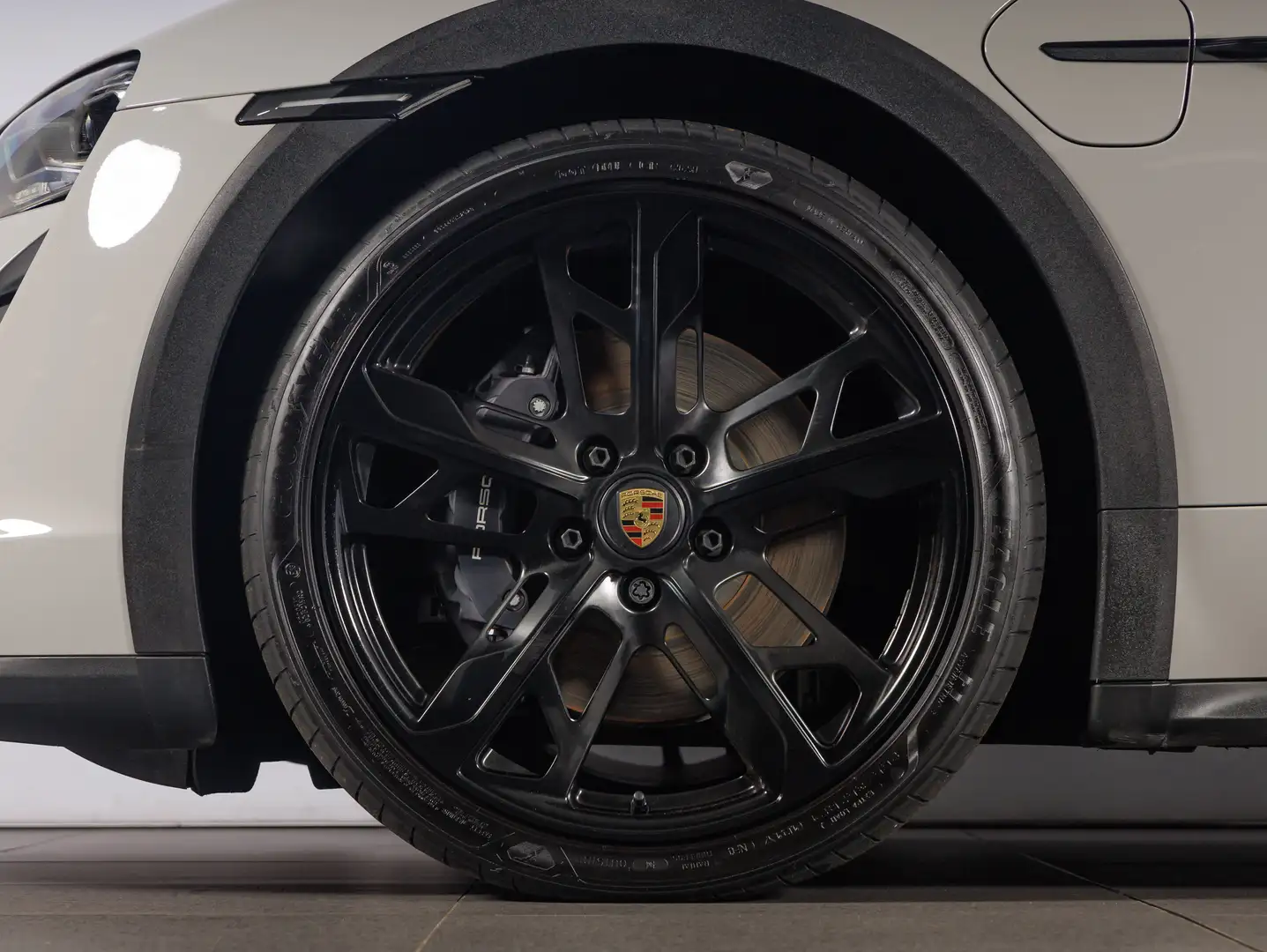 Porsche Taycan Cross Turismo 4 2022 elettrica usata 80.877 km - Foto 4