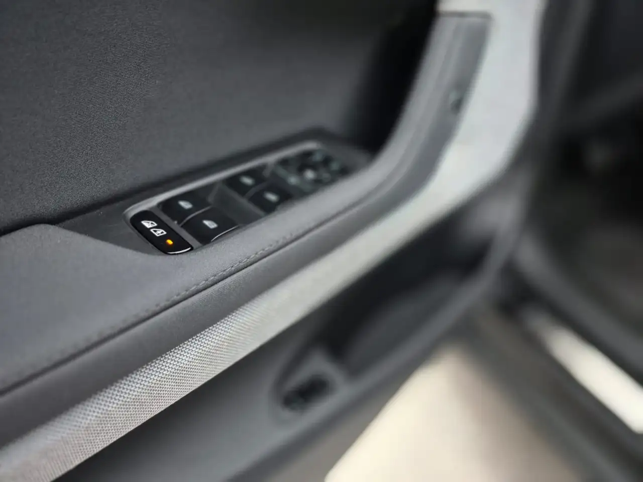 Polestar 2 Long Range Single Motor 78kWh 2023 elettrica usata 49.238 km - Foto 1