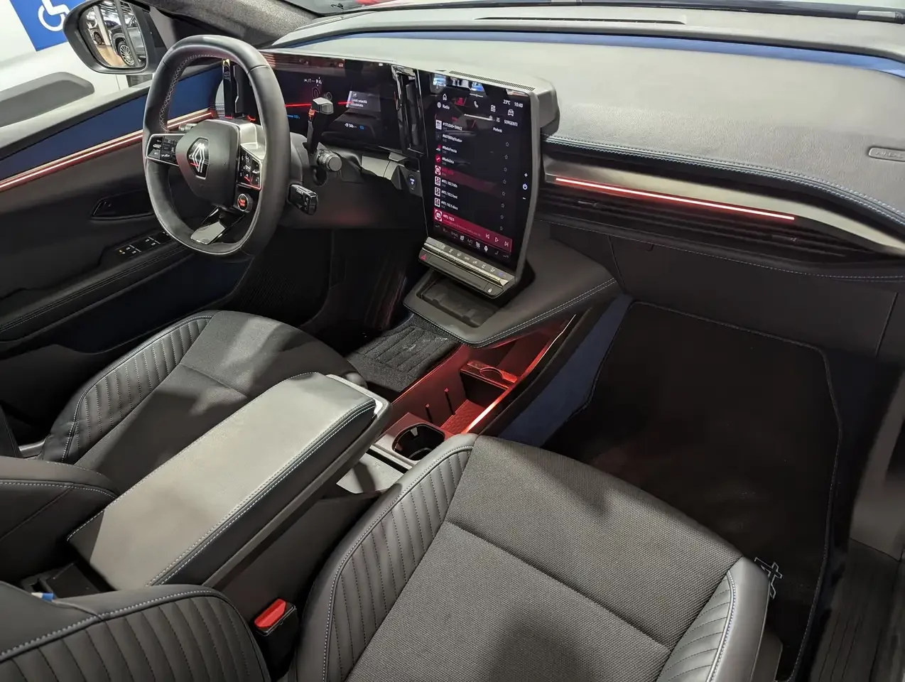 Renault Scenic E-Tech Electric Long Range Esprit Alpine 2024 elettrica usata 15.000 km - Foto 6