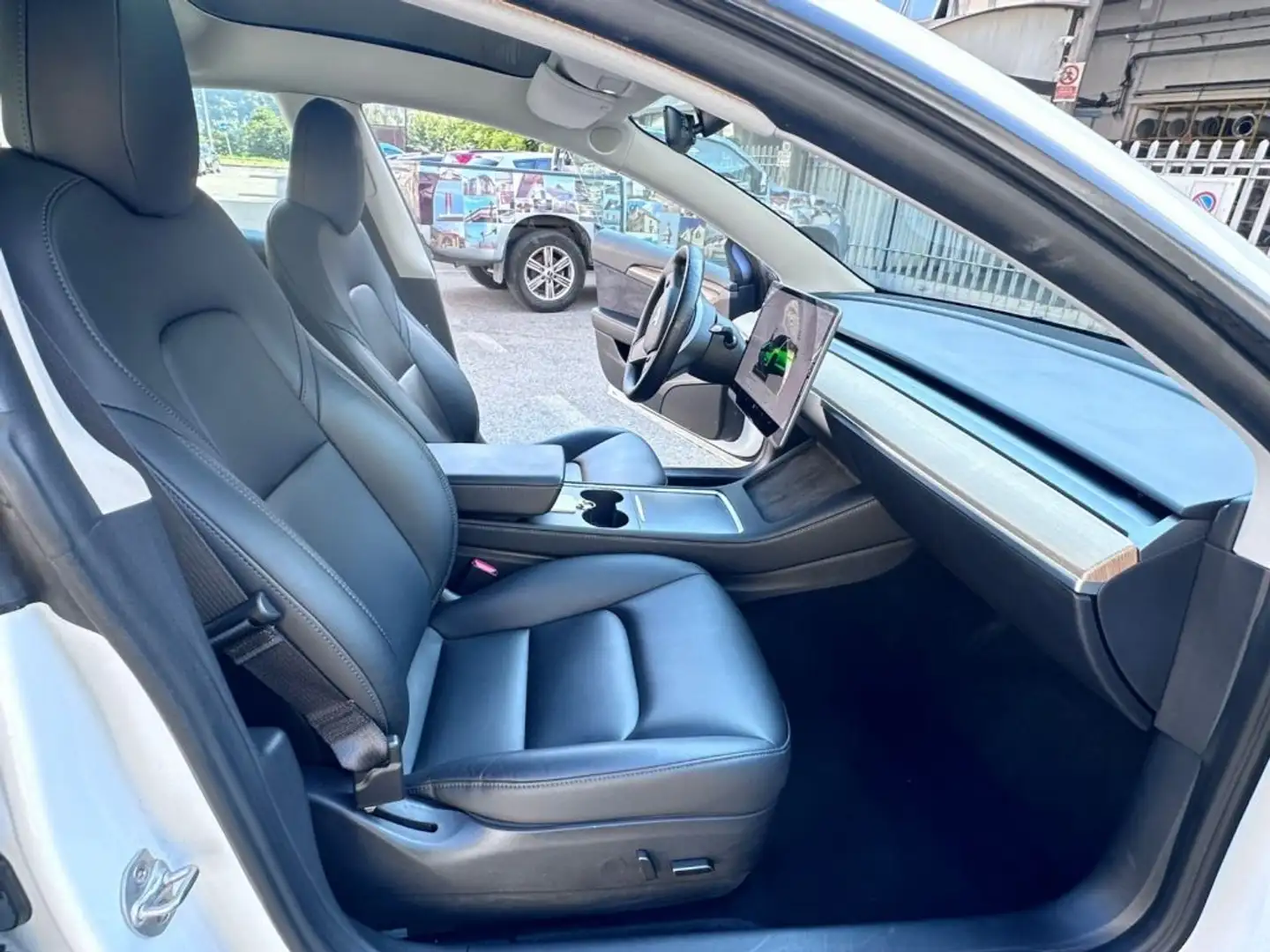 Tesla Model 3 2022 elettrica usata 68.000 km - Foto 4