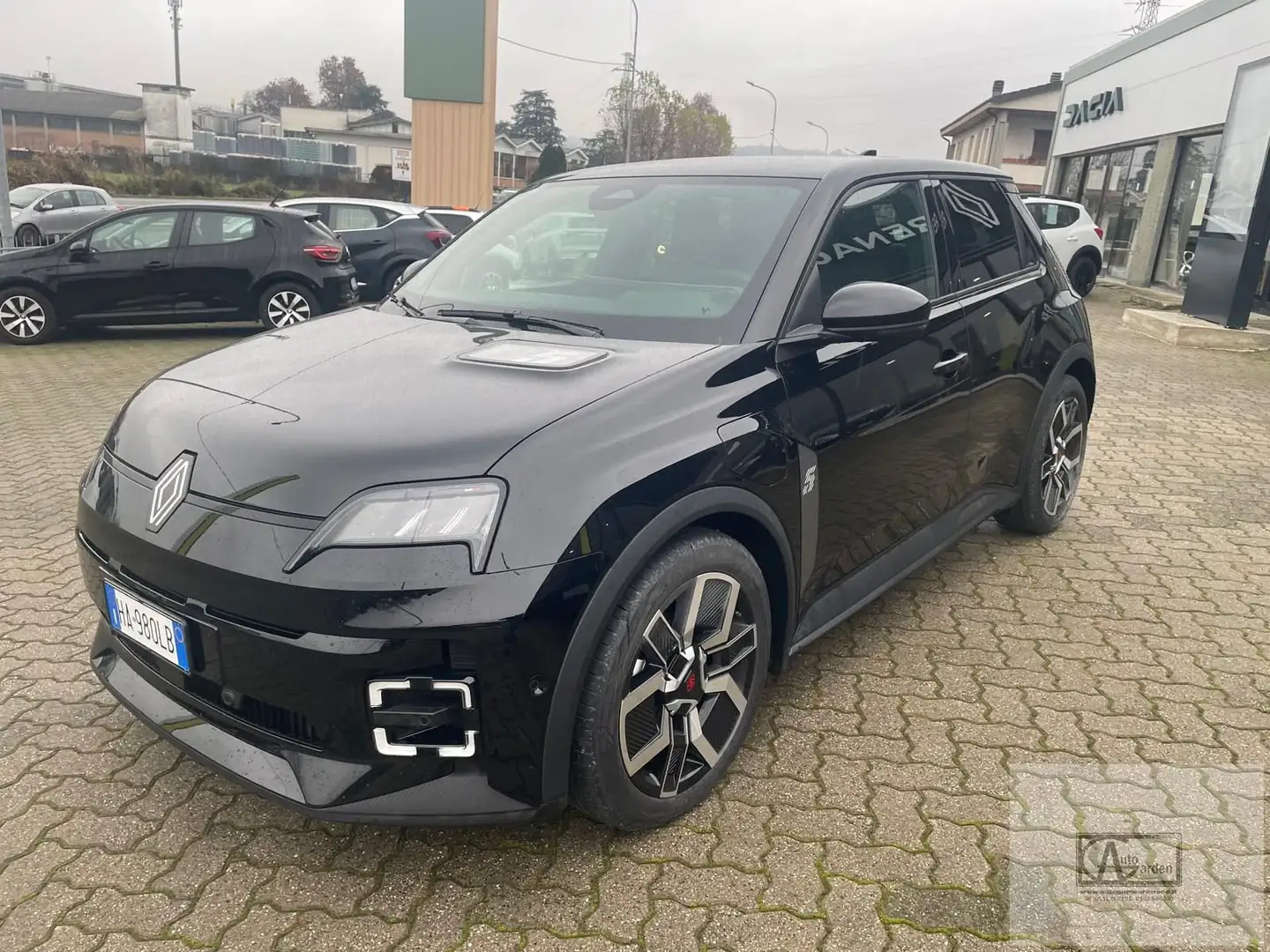 Renault R5 E-Tech 2025 elettrica usata 2.900 km - Foto 2