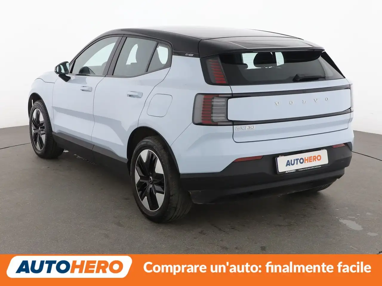 Volvo EX30 Single Motor Plus 2024 elettrica usata 28.608 km - Foto 8