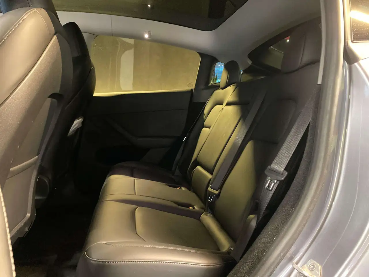 Tesla Model Y Performance Dual Motor AWD 2024 elettrica usata 80.000 km - Foto 4