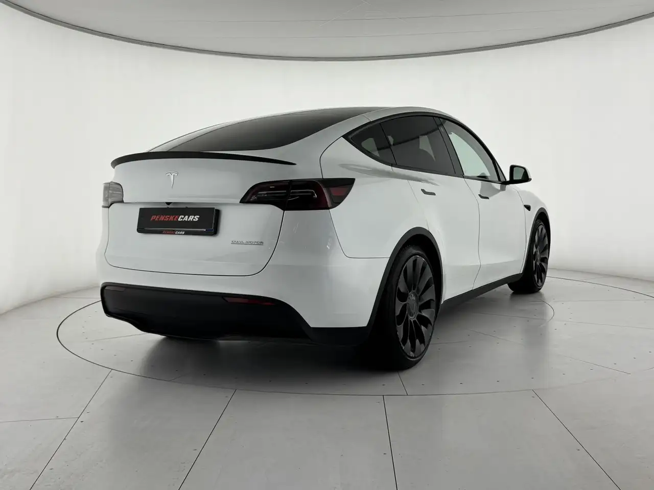 Tesla Model Y AWD Performance 2023 elettrica usata 33.319 km - Foto 9