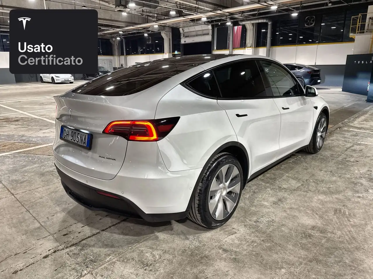 Tesla Model Y Long Range AWD 2021 elettrica usata 50.972 km - Foto 16