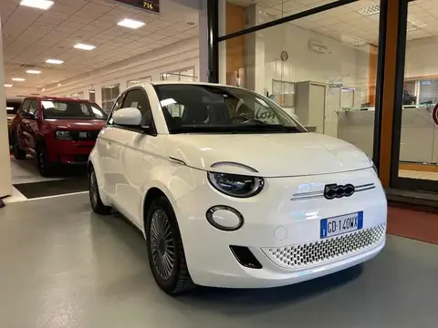 Fiat 500e Berlina 42 kWh Entry Pack Tech 2021 elettrica usata 40.839 km - Foto 4