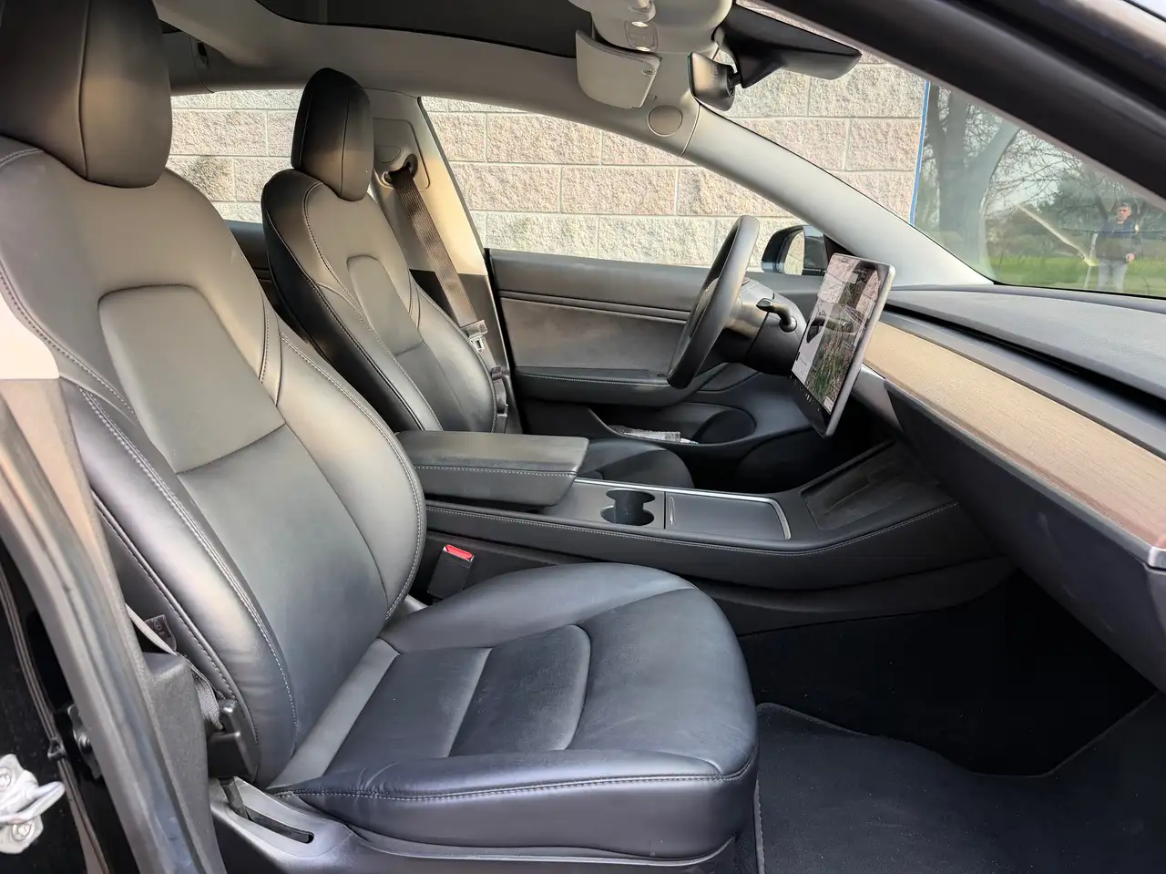 Tesla Model 3 2021 elettrica usata 53.000 km - Foto 10