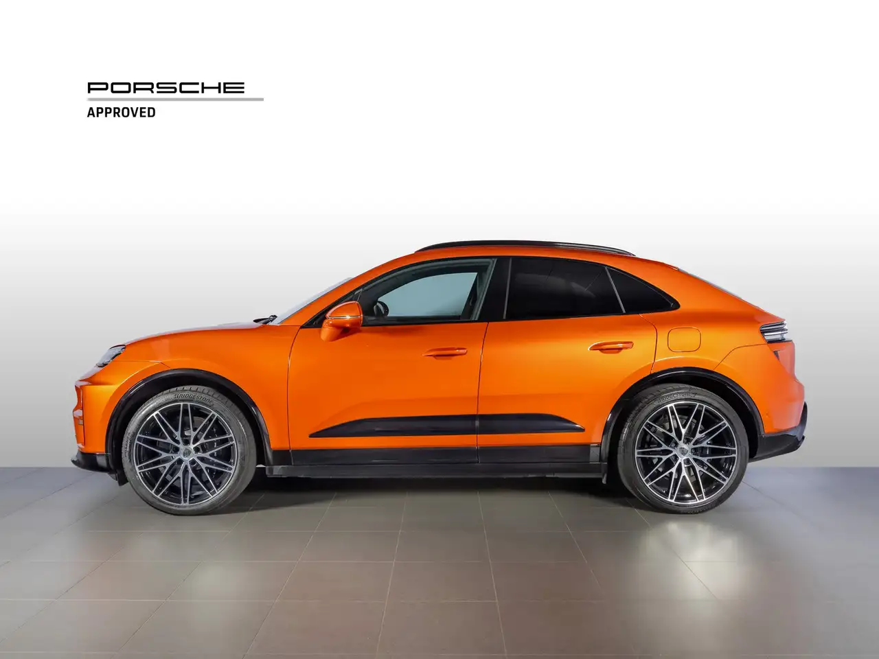 Porsche Macan 2024 elettrica usata 7.085 km - Foto 2