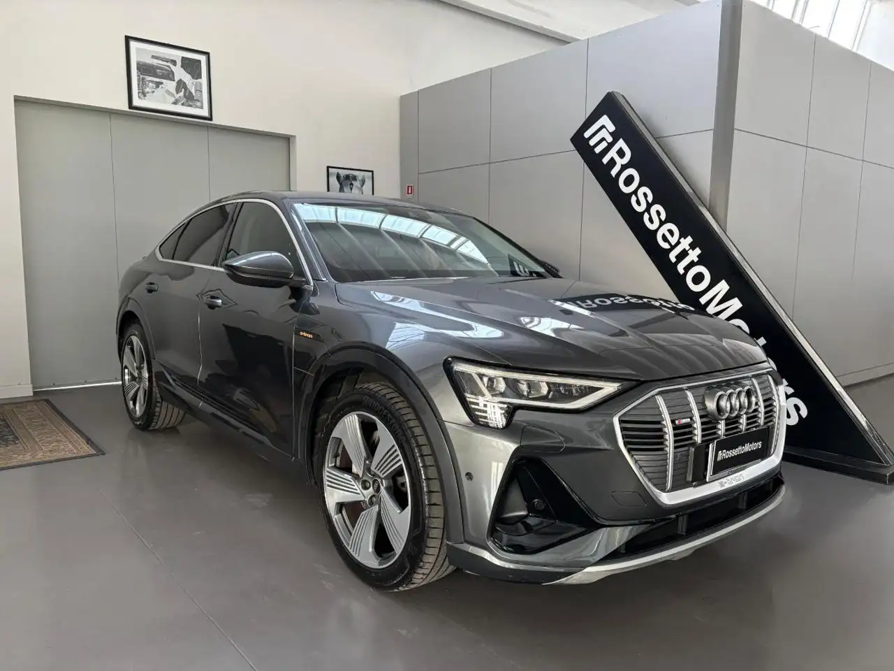Audi Q8 e-tron Sportback 50 quattro S line 2021