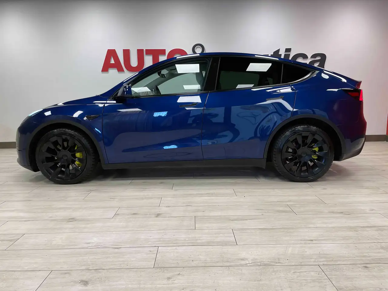 Tesla Model Y Long Range 4x4 Autopilot Avanzato 2021 elettrica usata 95.892 km - Foto 4