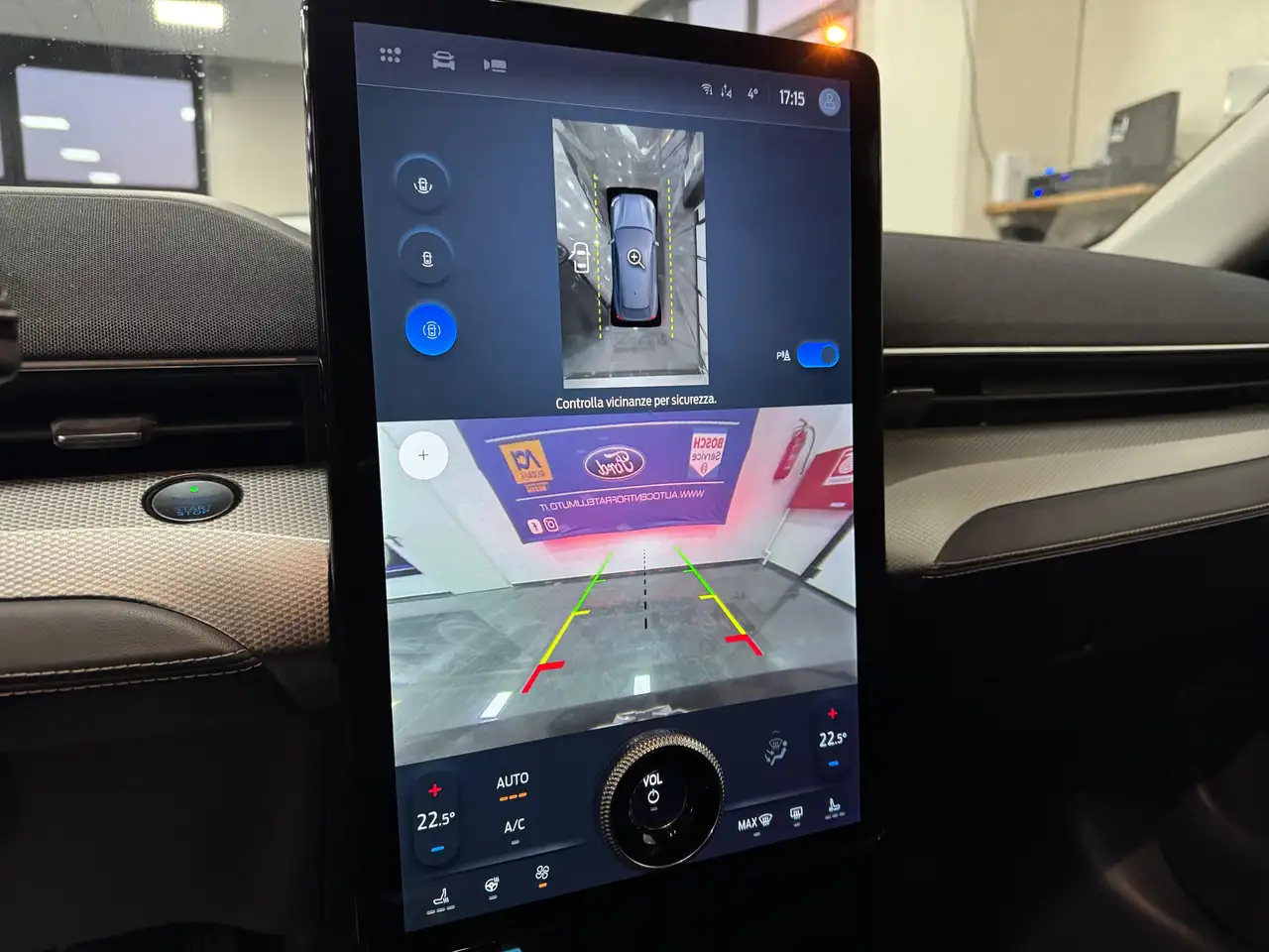 Ford Mustang Mach-E Standard Range RWD 269CV 2021 elettrica usata 75.000 km - Foto 13