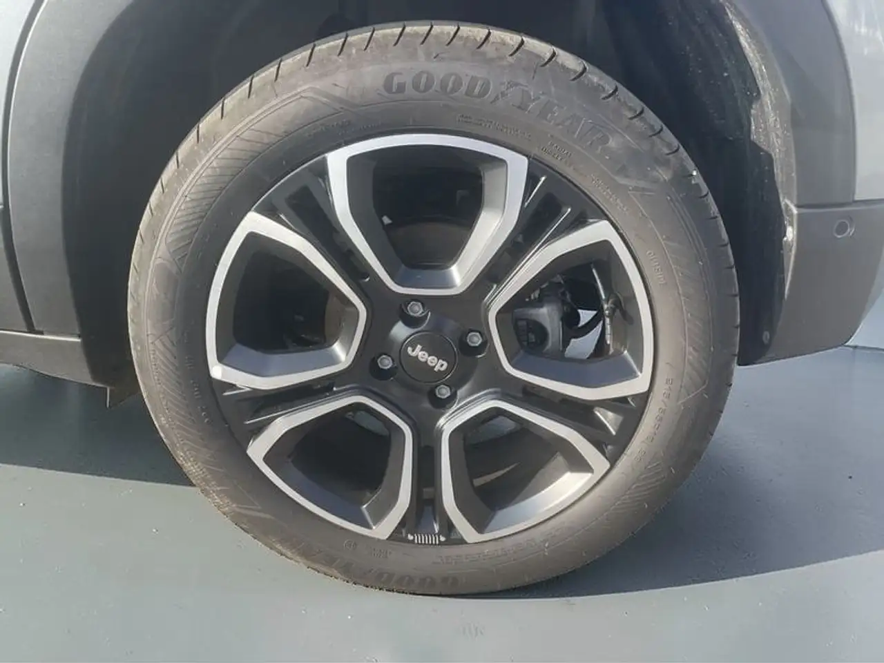 Jeep Avenger BEV 156CV Summit 2025 elettrica usata 13.200 km - Foto 10