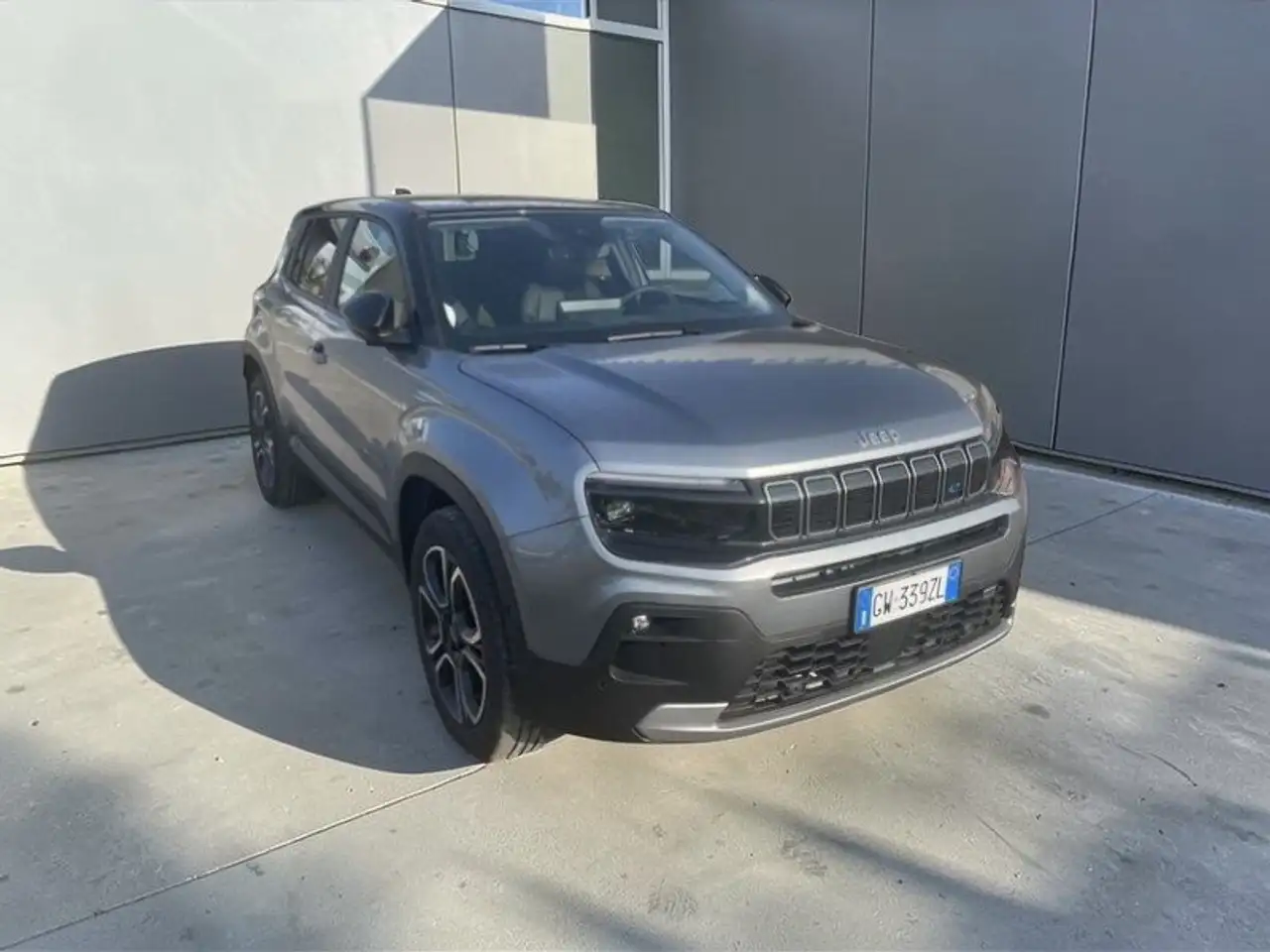 Jeep Avenger BEV 156CV Summit 2025 elettrica usata 13.200 km - Foto 3