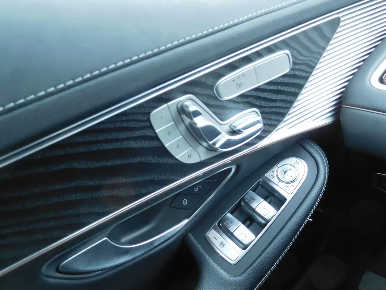 Mercedes-Benz EQC 400 4MATIC Premium N293 2020 elettrica usata 122.000 km - Foto 20