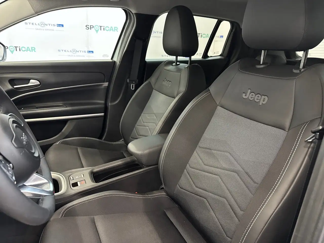 Jeep Avenger BEV 156cv Altitude 2025 elettrica usata 7.990 km - Foto 10