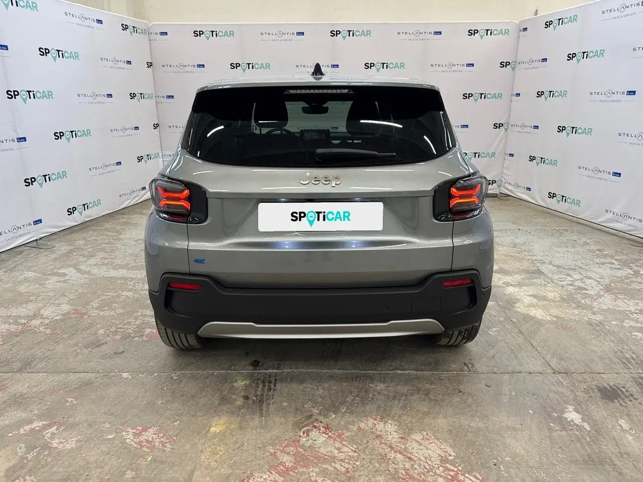 Jeep Avenger BEV 156cv Altitude 2025 elettrica usata 7.990 km - Foto 4