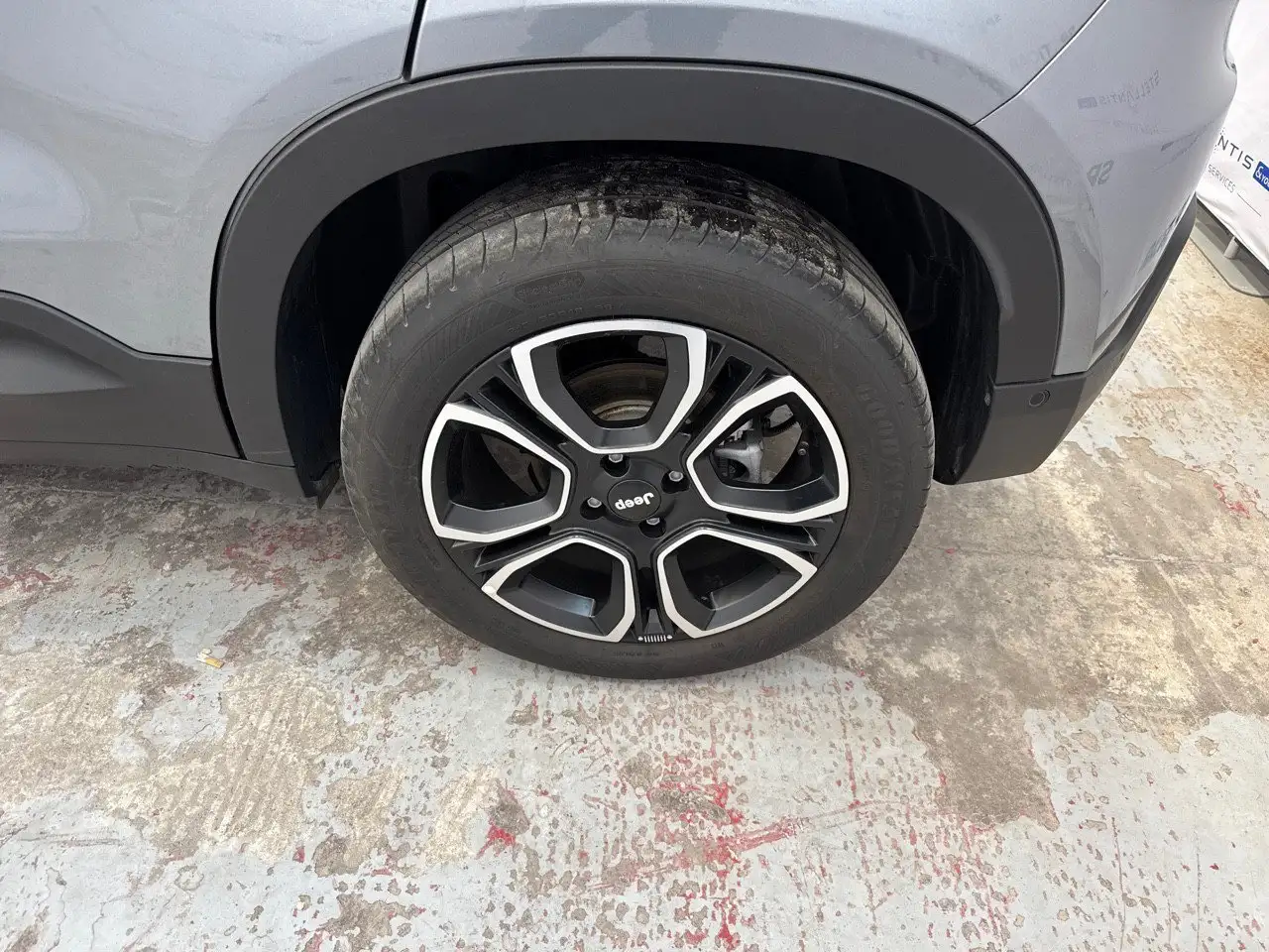 Jeep Avenger BEV 156cv Altitude 2025 elettrica usata 7.990 km - Foto 7