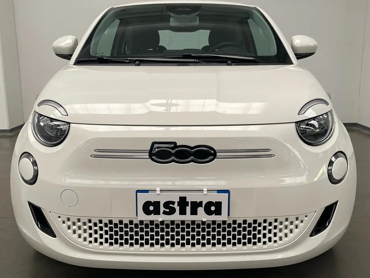 Fiat 500e 42 kWh Icon+ 2021 elettrica usata 55.697 km - Foto 6