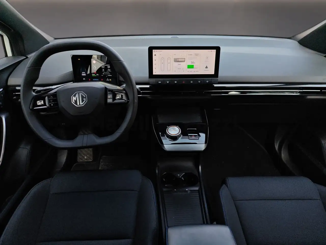 MG MG4 51 kWh STD 2023 elettrica usata 61.022 km - Foto 8