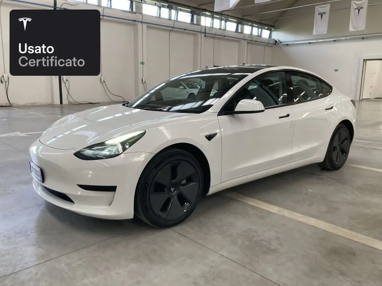 Tesla Model 3 Rear-Wheel Drive 2023 elettrica usata 42.254 km - Foto 2