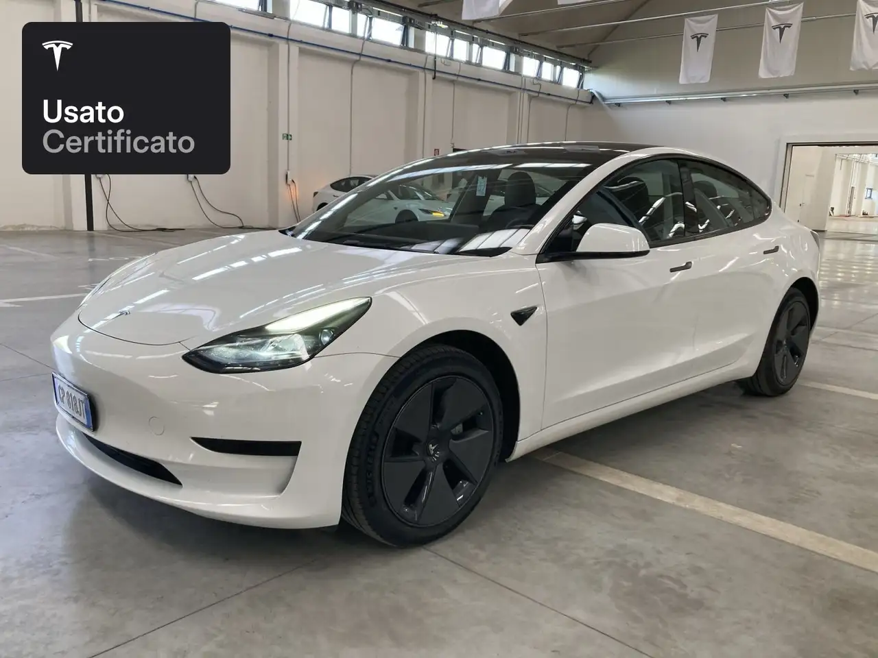 Tesla Model 3 Rear-Wheel Drive 2023 elettrica usata 42.254 km - Foto 4
