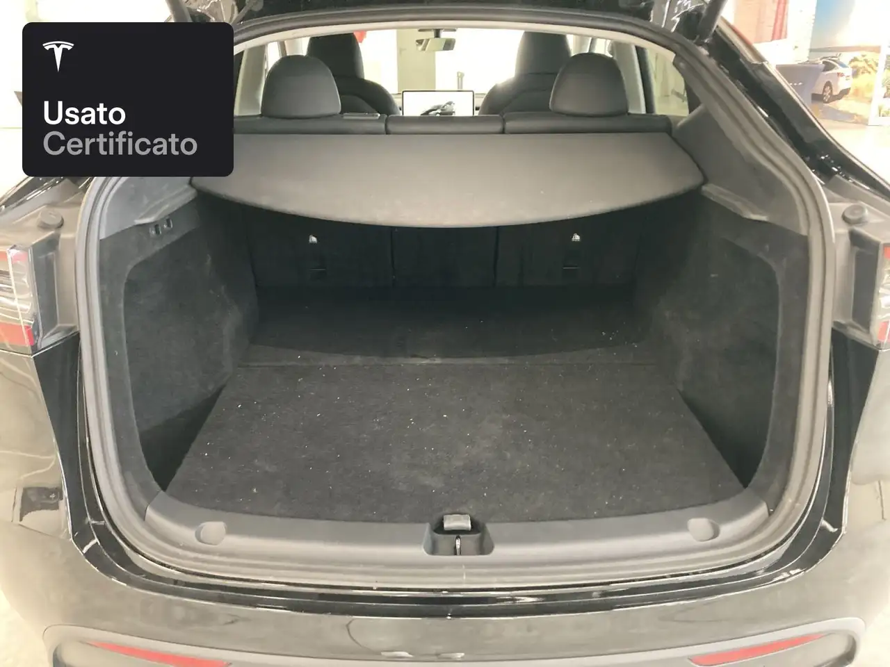 Tesla Model Y Rear-Wheel Drive 2024 elettrica usata 48.332 km - Foto 16