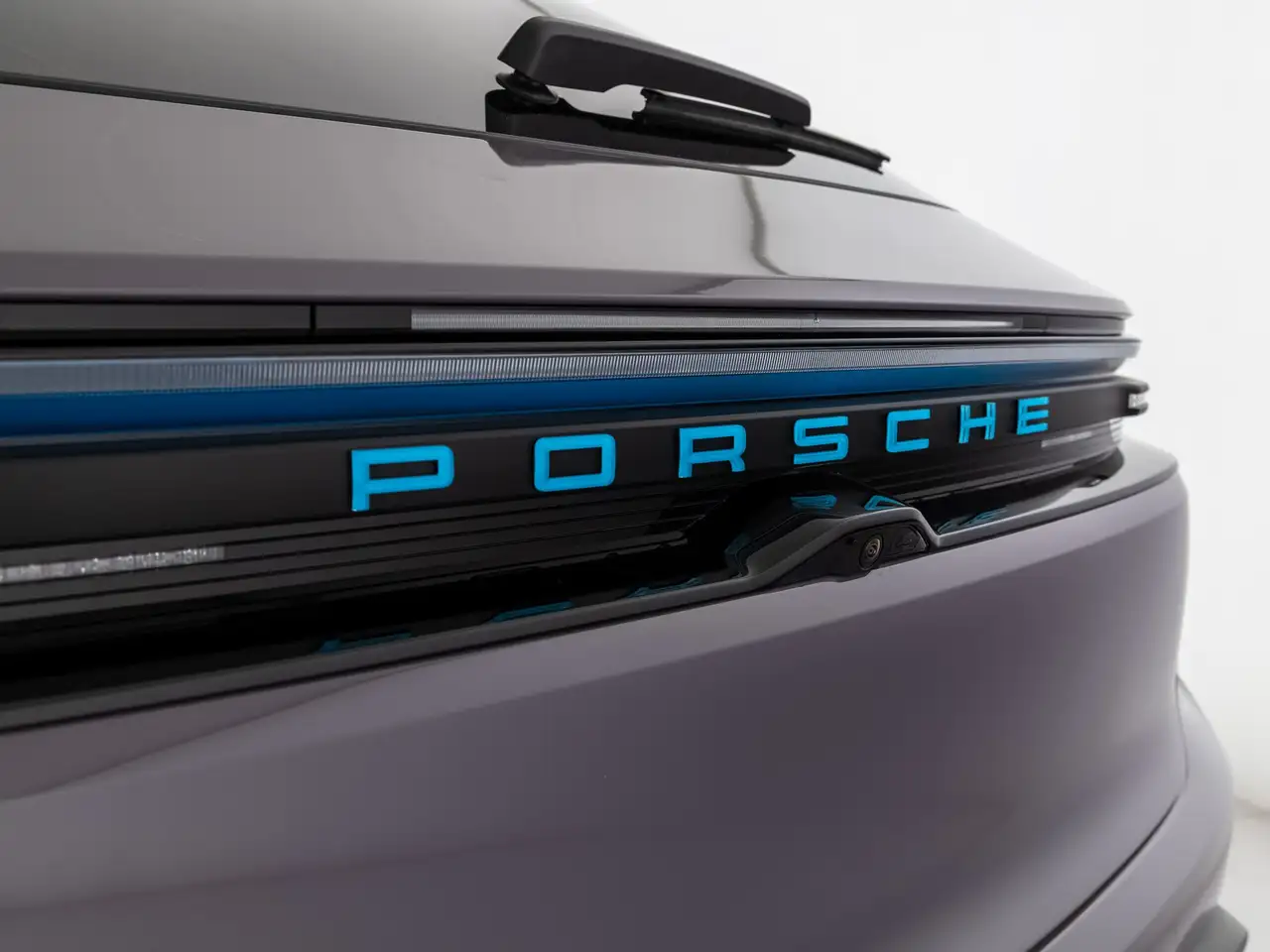 Porsche Macan Turbo Electric 2024 elettrica usata 25.665 km - Foto 11