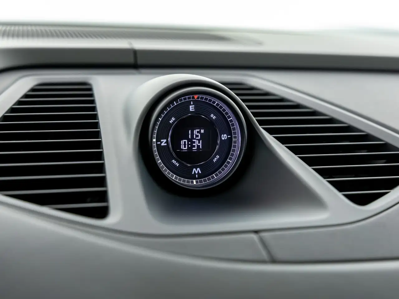 Porsche Macan Turbo Electric 2024 elettrica usata 25.665 km - Foto 14