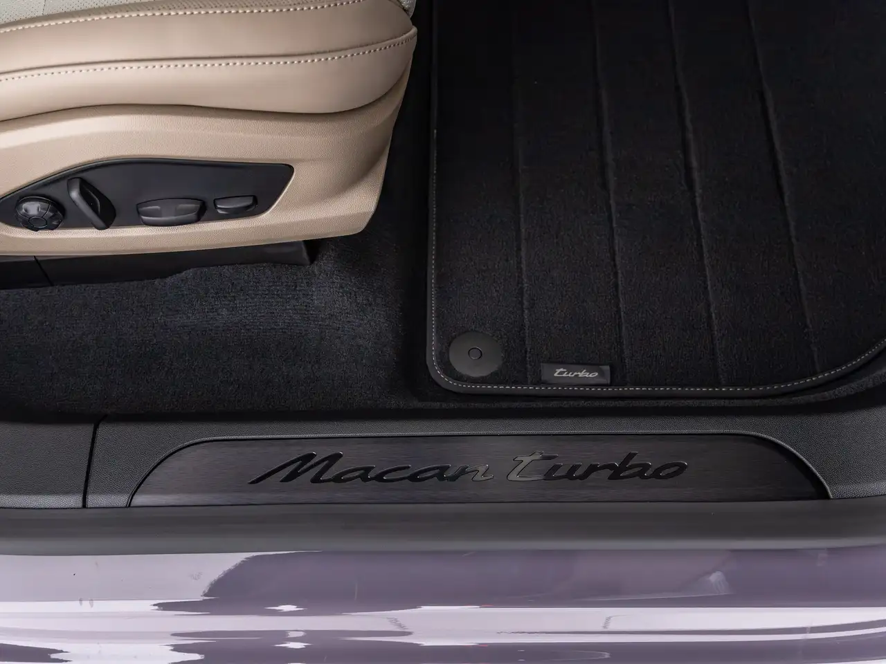 Porsche Macan Turbo Electric 2024 elettrica usata 25.665 km - Foto 15