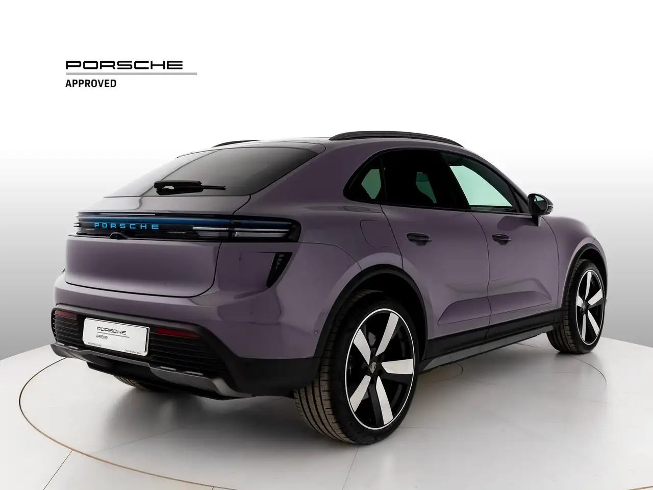 Porsche Macan Turbo Electric 2024 elettrica usata 25.665 km - Foto 3