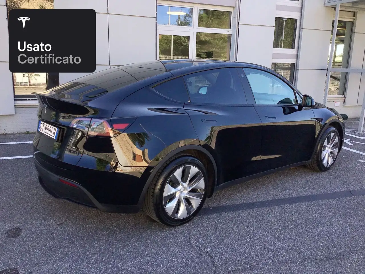 Tesla Model Y Rear-Wheel Drive 2024 elettrica usata 24.134 km - Foto 9