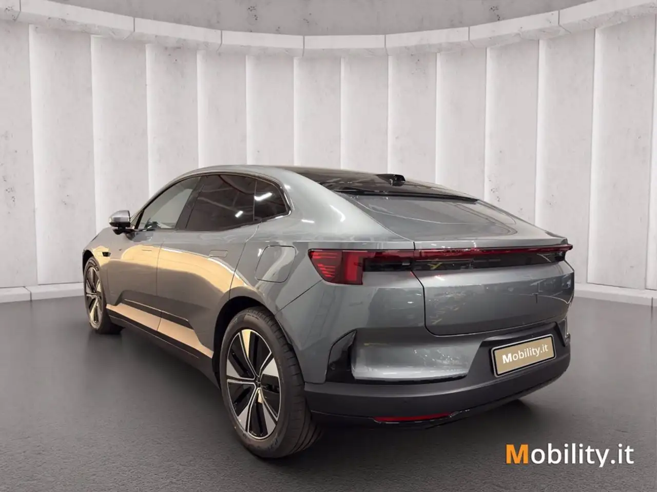 Polestar 4 Long Range Dual Motor 100kWh Prime 2025 elettrica usata 5.000 km - Foto 3