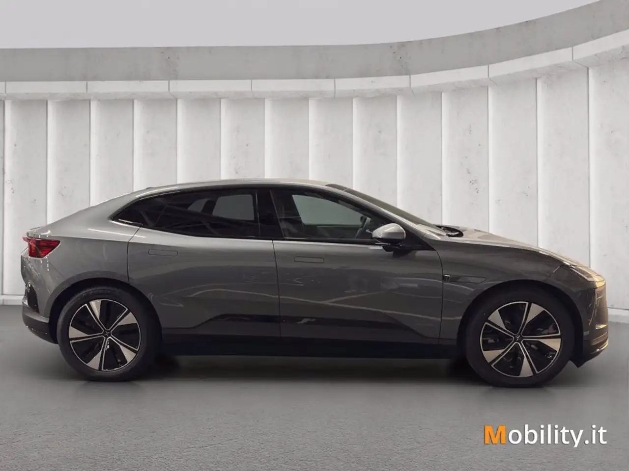 Polestar 4 Long Range Dual Motor 100kWh Prime 2025 elettrica usata 5.000 km - Foto 6