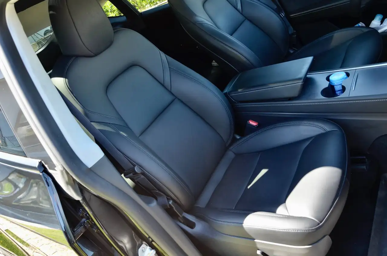 Tesla Model Y Performance Dual Motor AWD 2023 elettrica usata 79.000 km - Foto 14