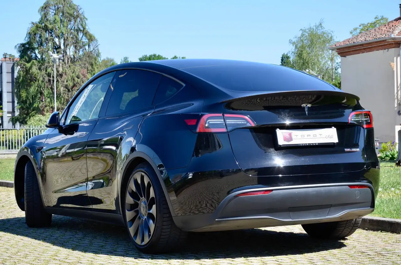 Tesla Model Y Performance Dual Motor AWD 2023 elettrica usata 79.000 km - Foto 4