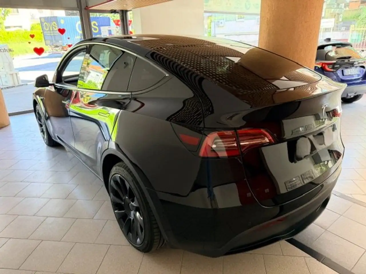 Tesla Model Y Long Range Dual Motor AWD 2021 elettrica usata 115.000 km - Foto 6
