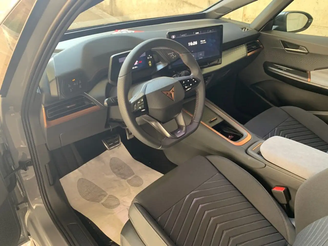 Cupra Born 58kWh 2022 elettrica usata 34.250 km - Foto 8