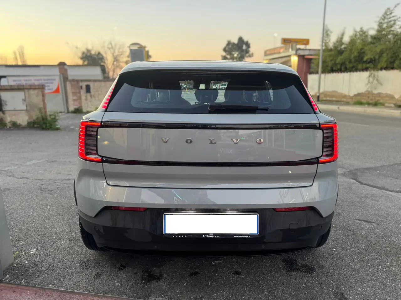 Volvo EX30 Single Motor Core RWD 2024 elettrica usata 13.054 km - Foto 6