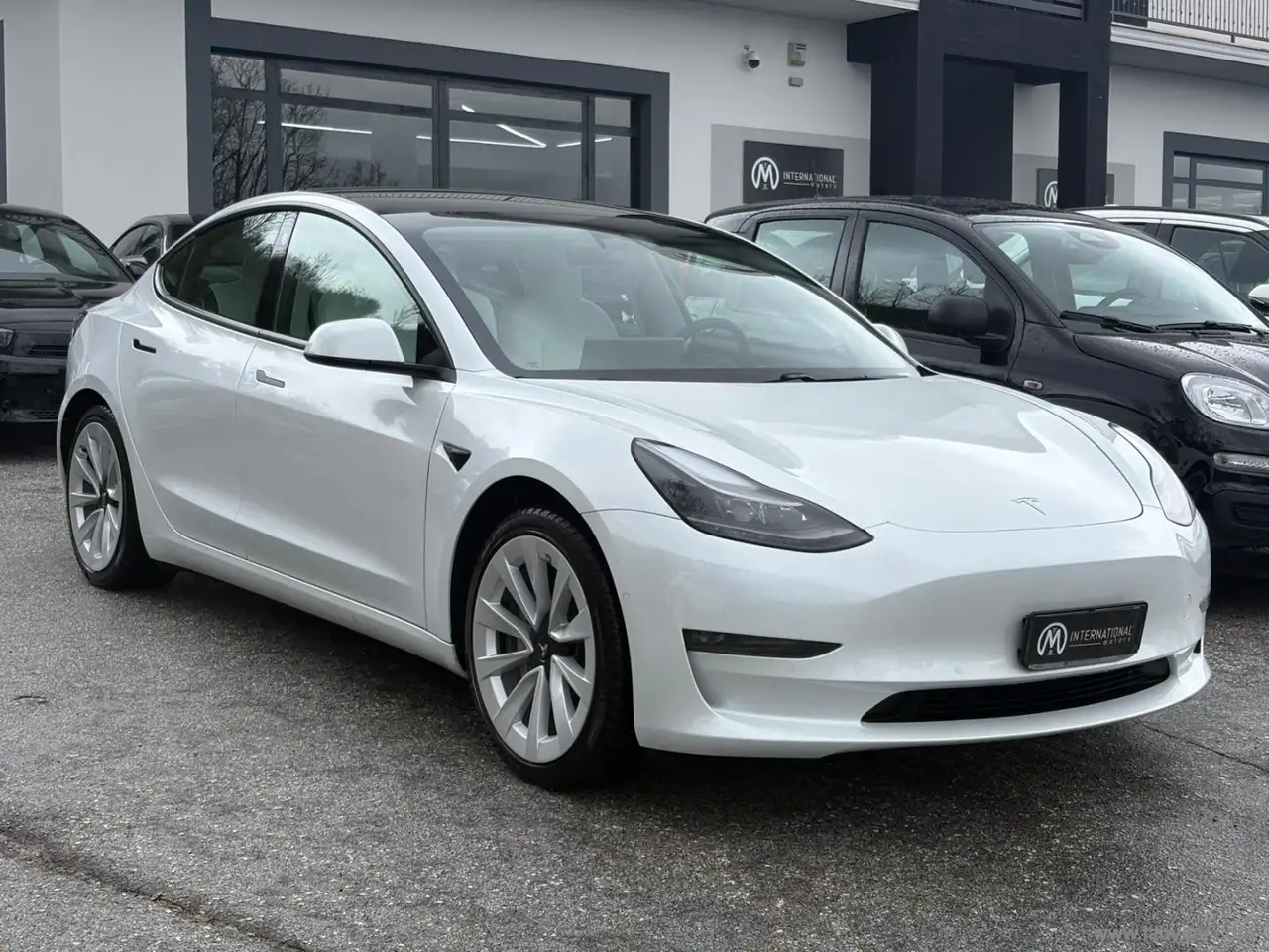 Tesla Model 3 Long Range Dual Motor AWD 2021 elettrica usata 85.805 km - Foto 3