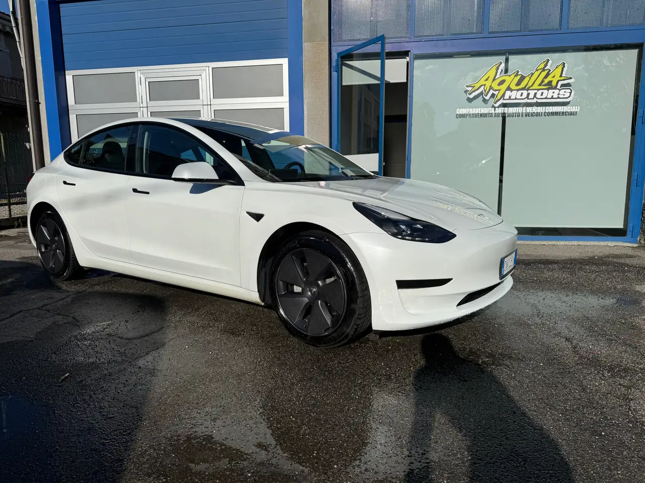 Tesla Model 3 Standard RWD Plus 2023 elettrica usata 52.900 km - Foto 1