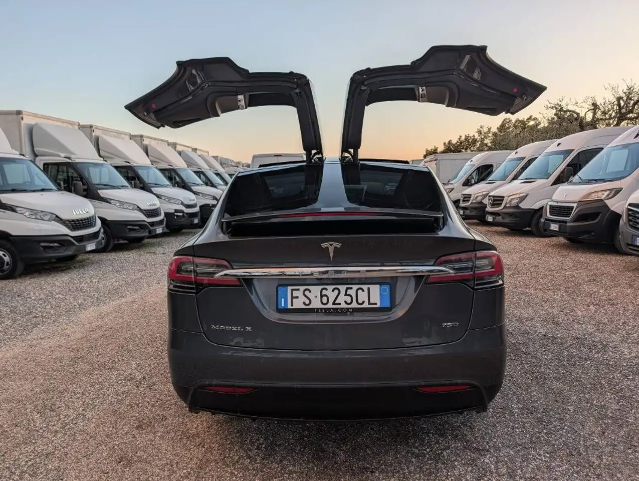 Tesla Model X Long Range Plus AWD 2018 elettrica usata 170.763 km - Foto 8