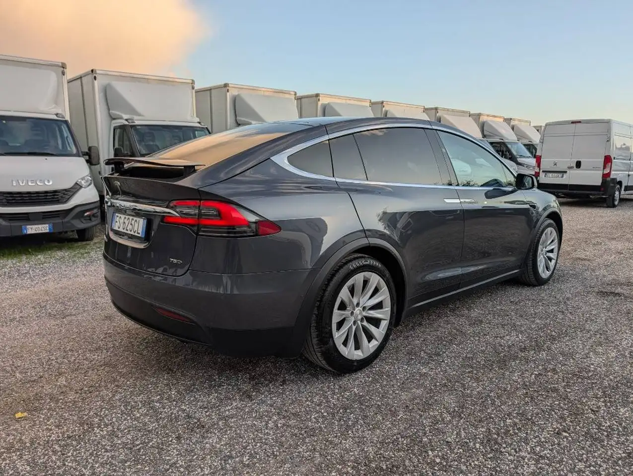 Tesla Model X Long Range Plus AWD 2018 elettrica usata 170.763 km - Foto 9