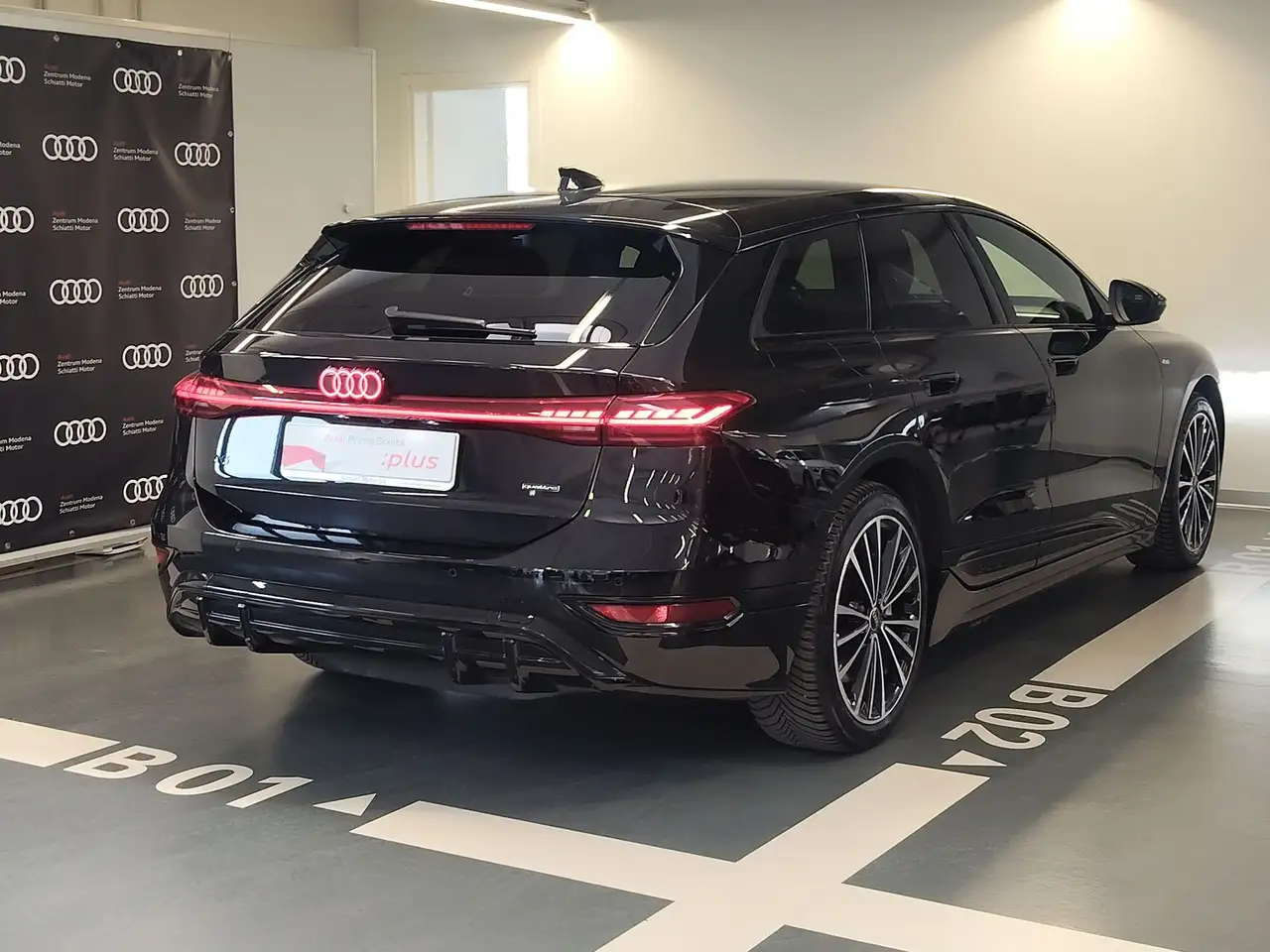 Audi A6 e-tron Quattro S Line Edition Avant 2025 elettrica usata 19.591 km - Foto 4