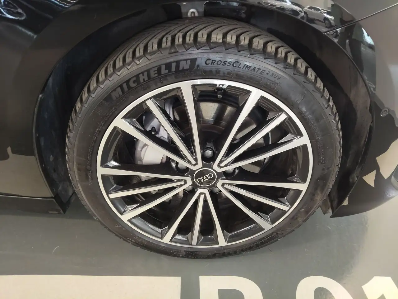 Audi A6 e-tron Quattro S Line Edition Avant 2025 elettrica usata 19.591 km - Foto 6