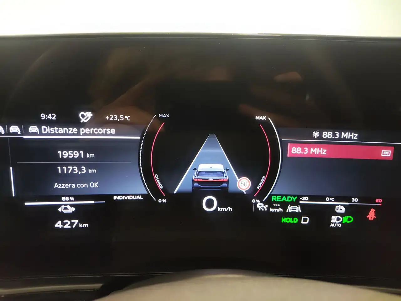 Audi A6 e-tron Quattro S Line Edition Avant 2025 elettrica usata 19.591 km - Foto 9