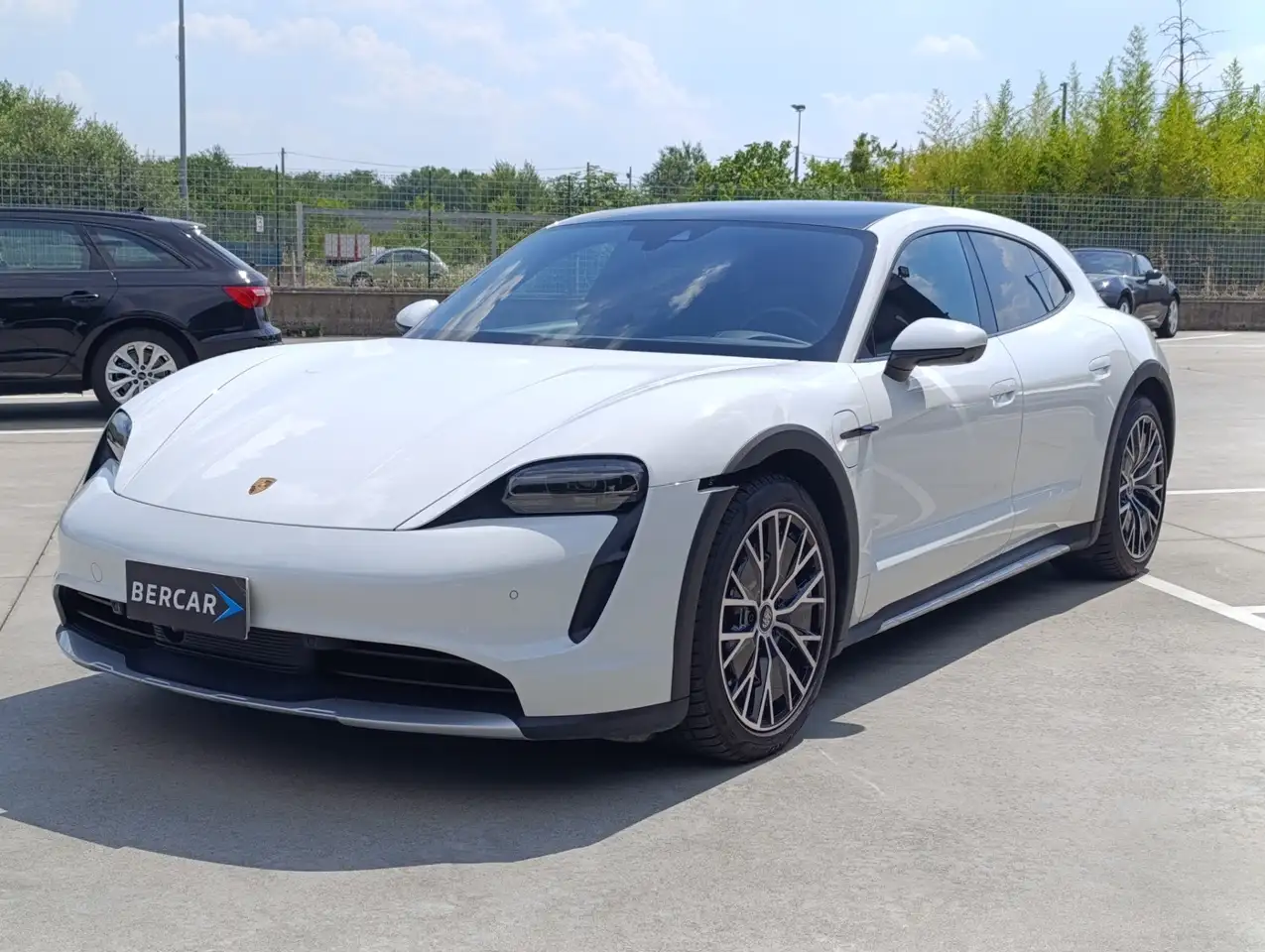 Porsche Taycan Cross Turismo 4 2021 elettrica usata 65.000 km - Foto 3