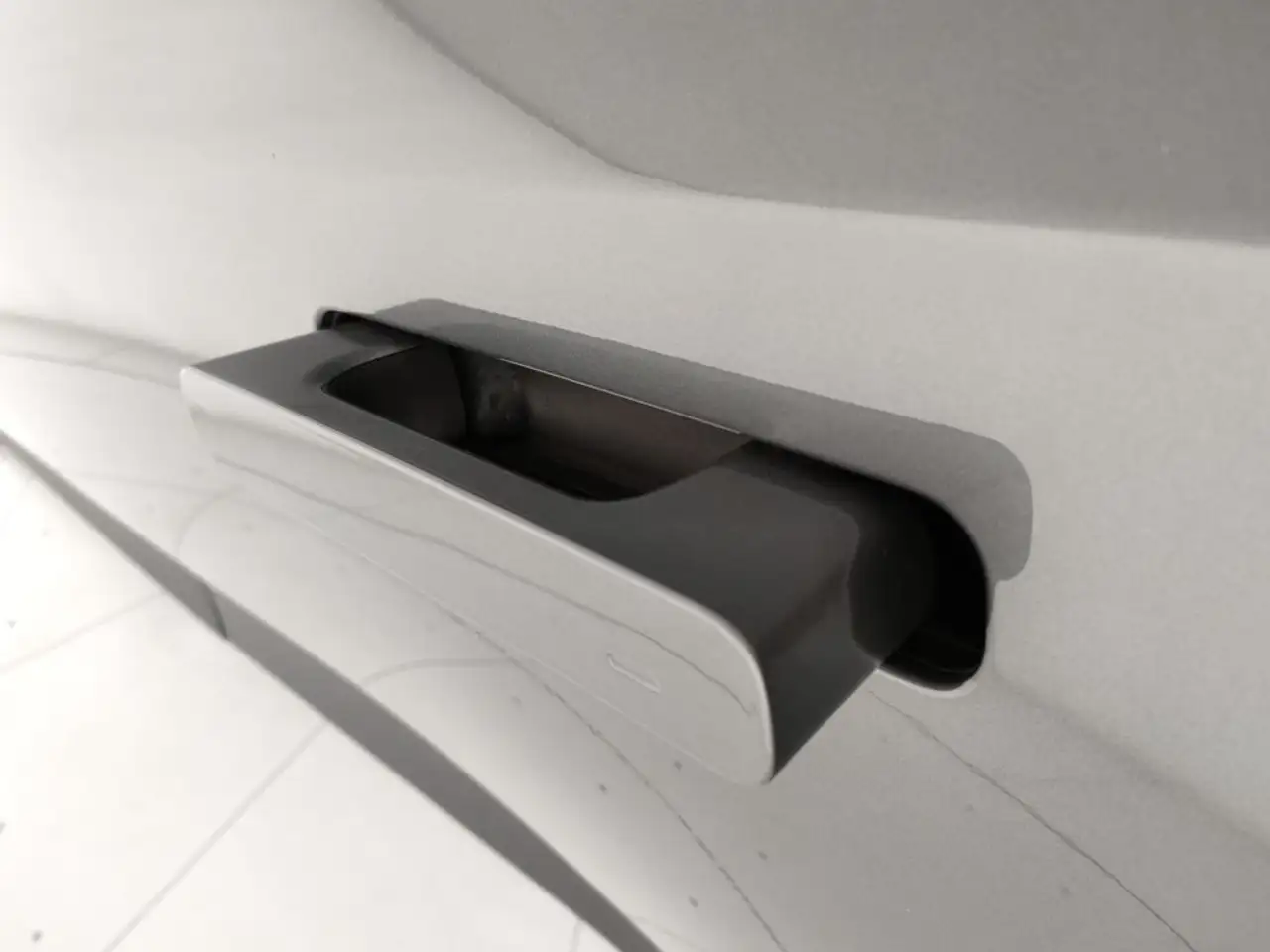 Polestar 4 Long Range Dual Motor 100kWh 2025 elettrica usata 6.500 km - Foto 14