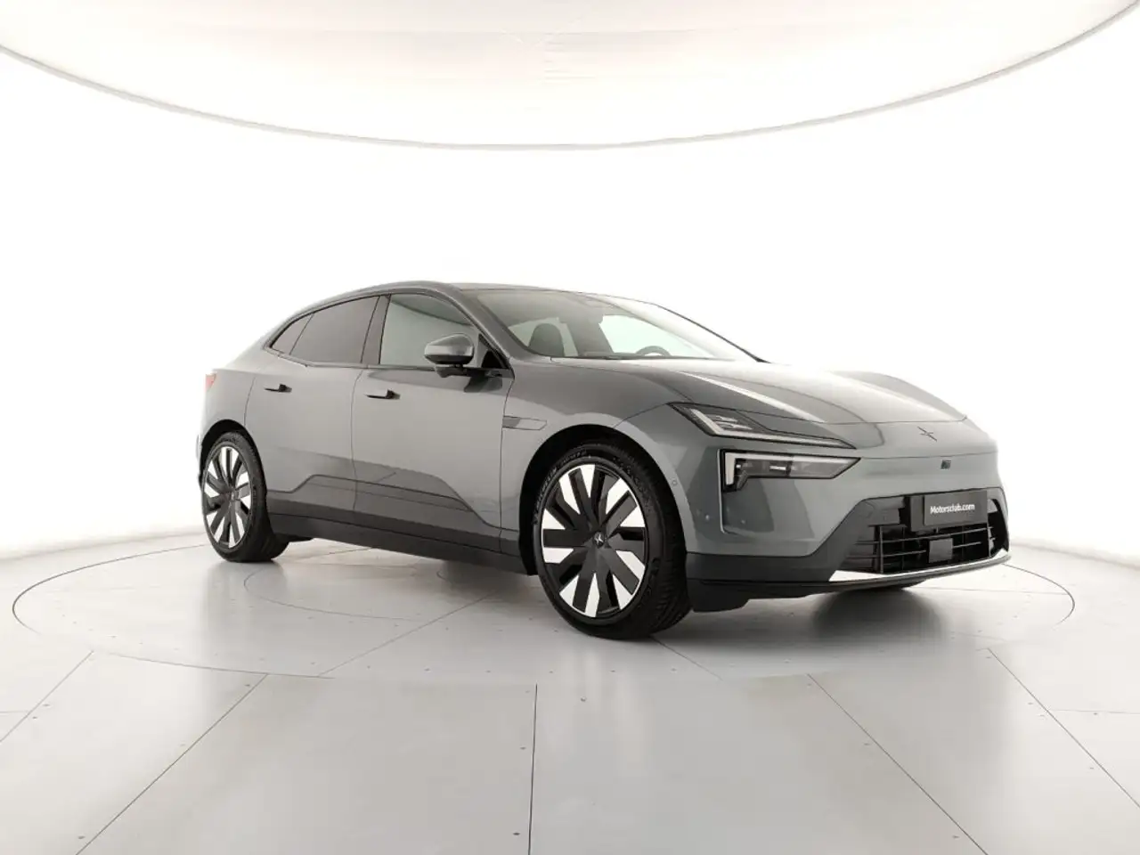 Polestar 4 Long Range Dual Motor 100kWh 2025 elettrica usata 6.500 km - Foto 4