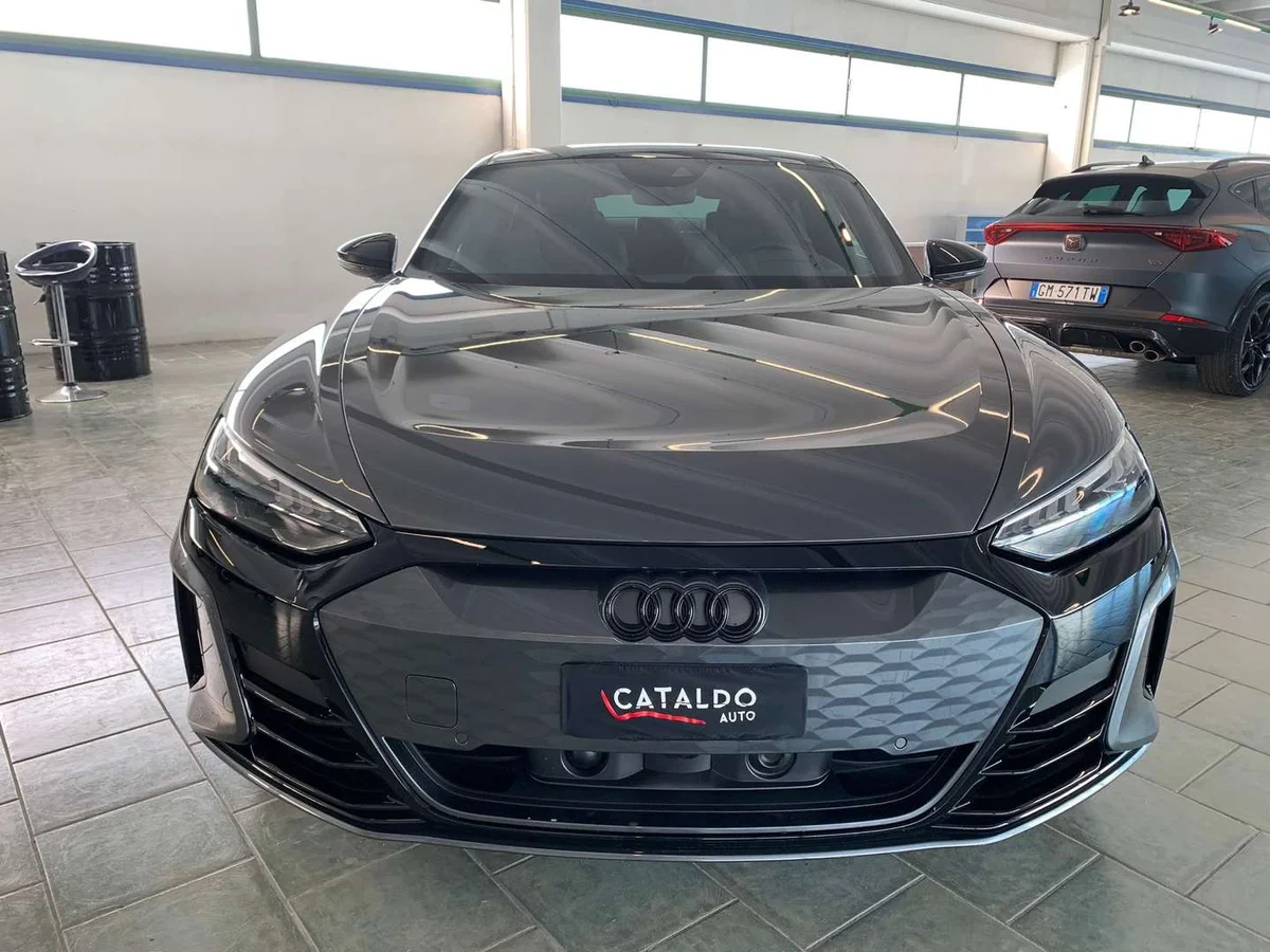 Audi e-tron e-tron GT quattro - Immagine 2